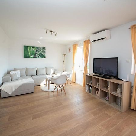 Apartman Sous Les Rochers Grižane 外观 照片
