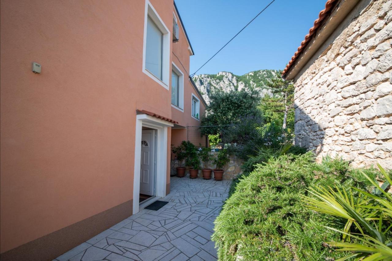 Apartman Sous Les Rochers Grižane 外观 照片