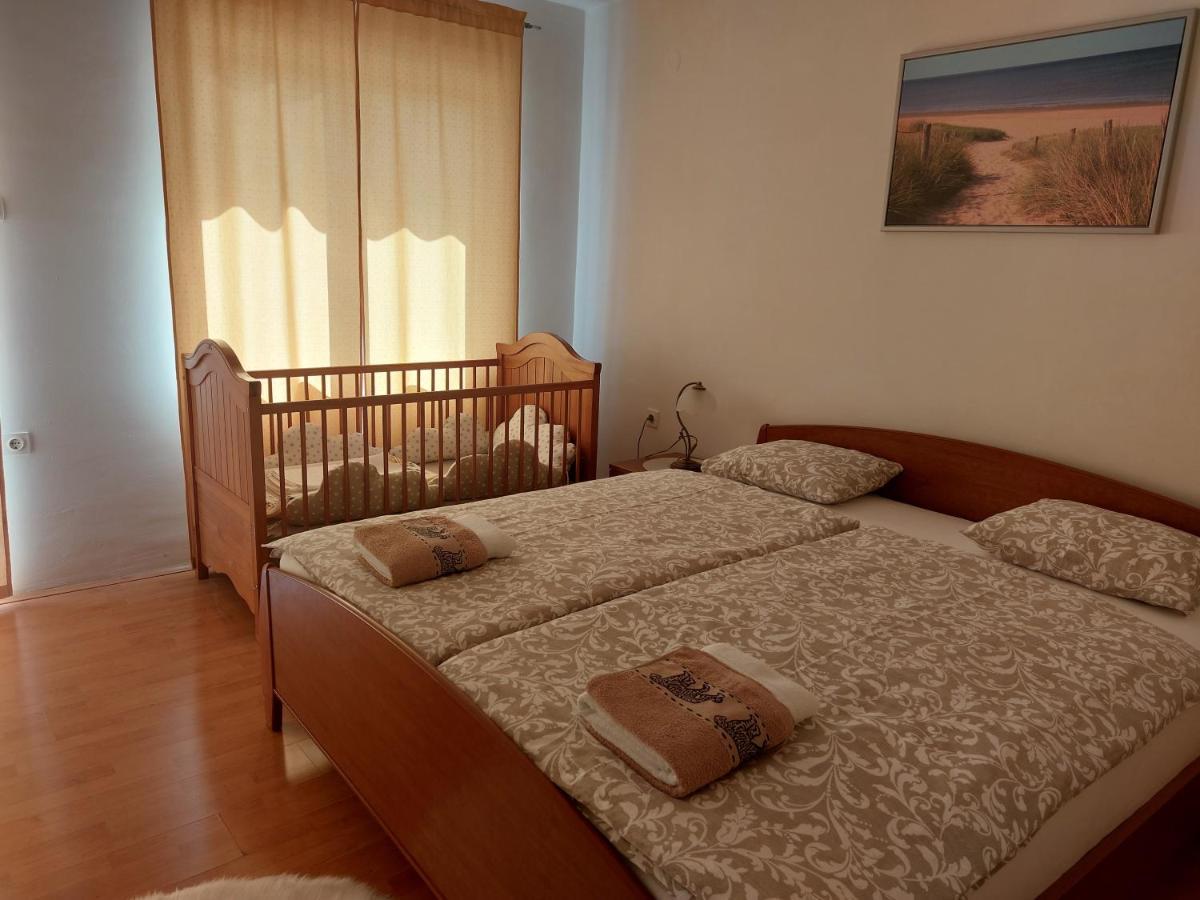 Apartman Sous Les Rochers Grižane 外观 照片